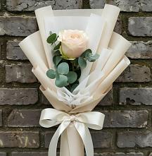 Букет цветов из:  Розы в Хомутовке
