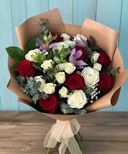 Букет цветов из:  Розы и Альстромерии в Хомутовке