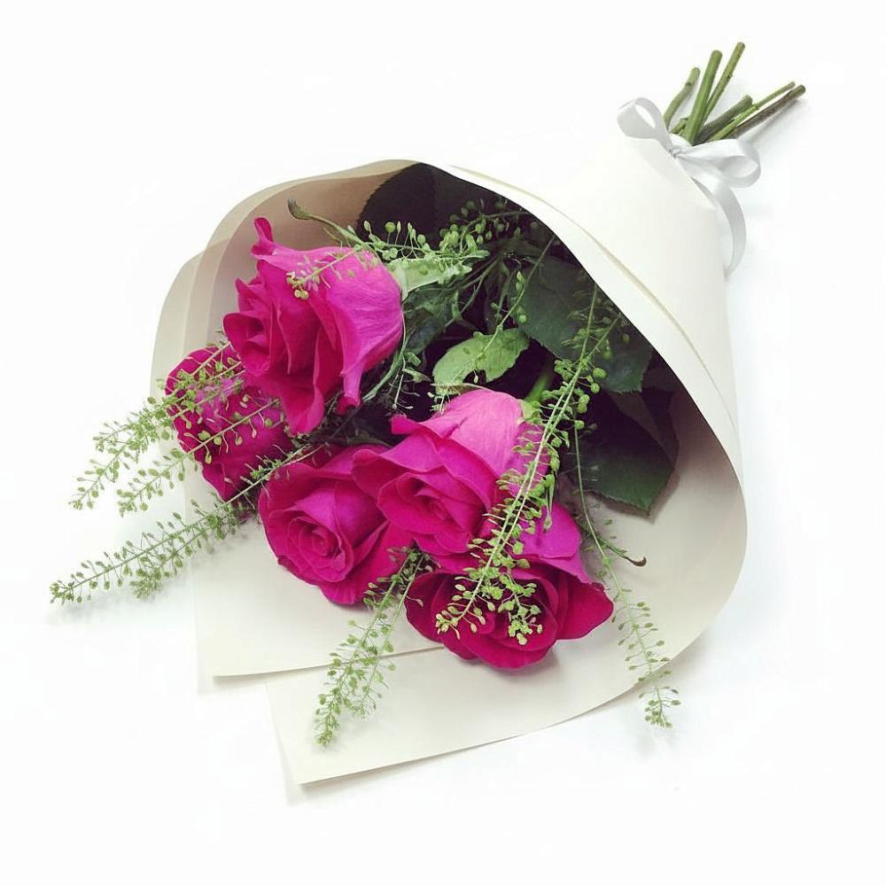 Букет цветов из: Розы в Хомутовке