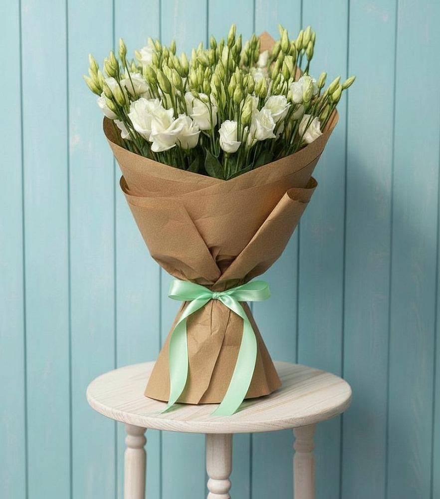 Букет цветов из: Лизиантусы в Хомутовке