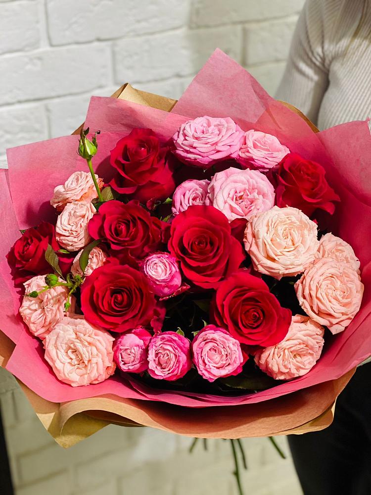 Букет цветов из: Розы в Хомутовке