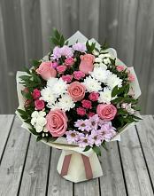 Букет цветов из:  Альстромерии, Гвоздики, Розы и Хризантемы в Хомутовке
