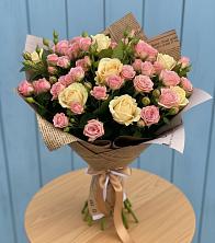 Букет цветов из:  Розы в Хомутовке