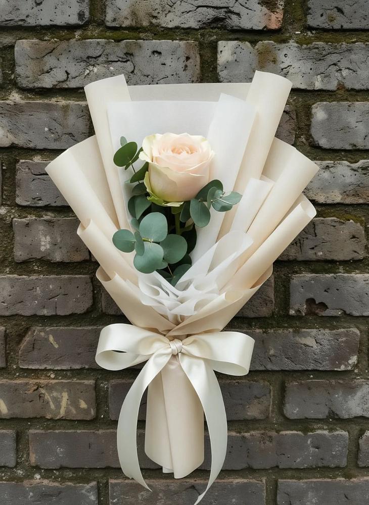 Букет цветов из: Розы в Хомутовке