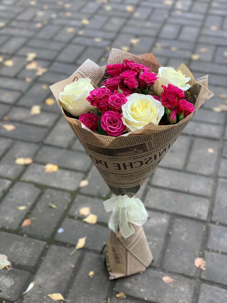 Букет цветов из: Розы в Хомутовке