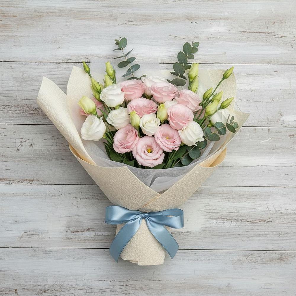 Букет цветов из: Лизиантусы в Хомутовке